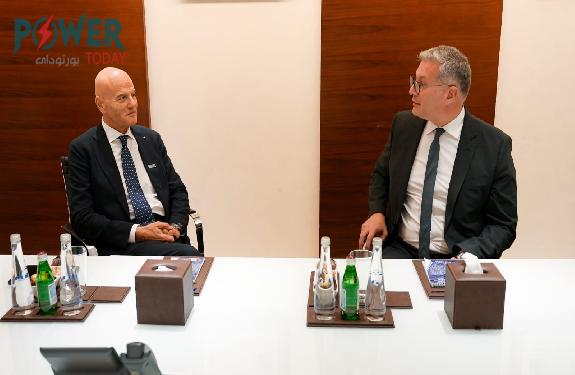 وزير البترول مع رئيس شركة اينى الايطاليه 